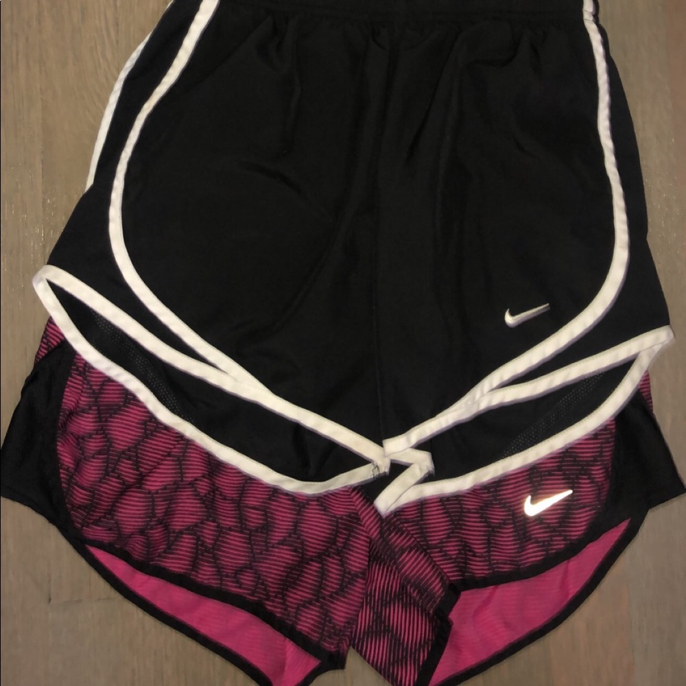 NIKE DRI FIT SHORTS SMALL